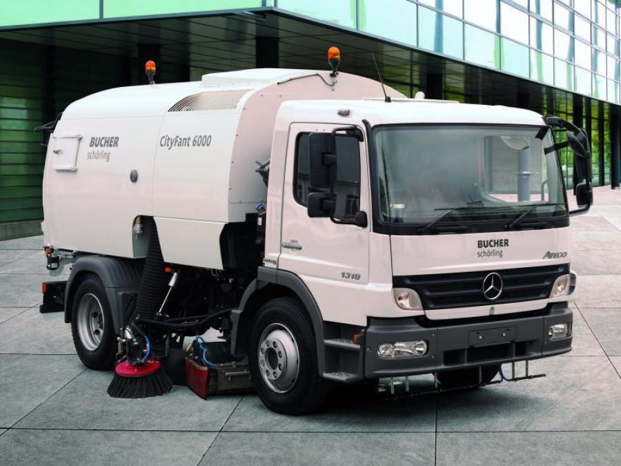  Mercedes-Benz Atego 1318 Road Service 2005 года  (фото 1 из 3)
